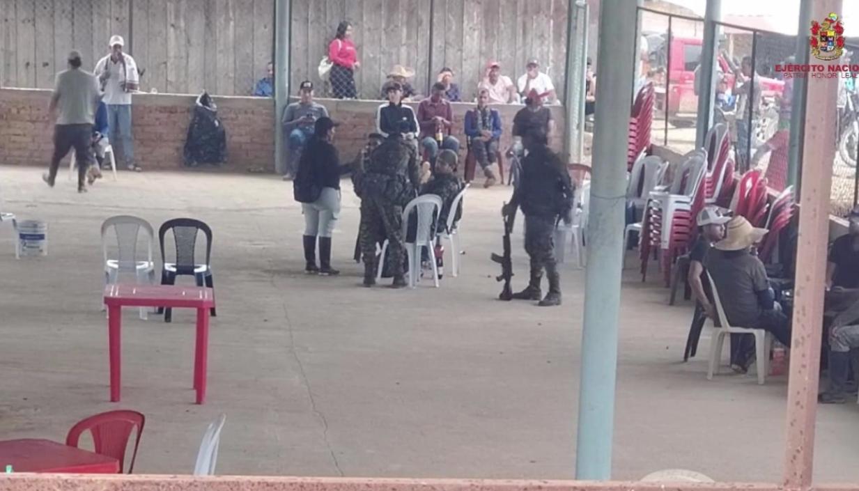 Varios de los militares secuestrados en el Cauca. 