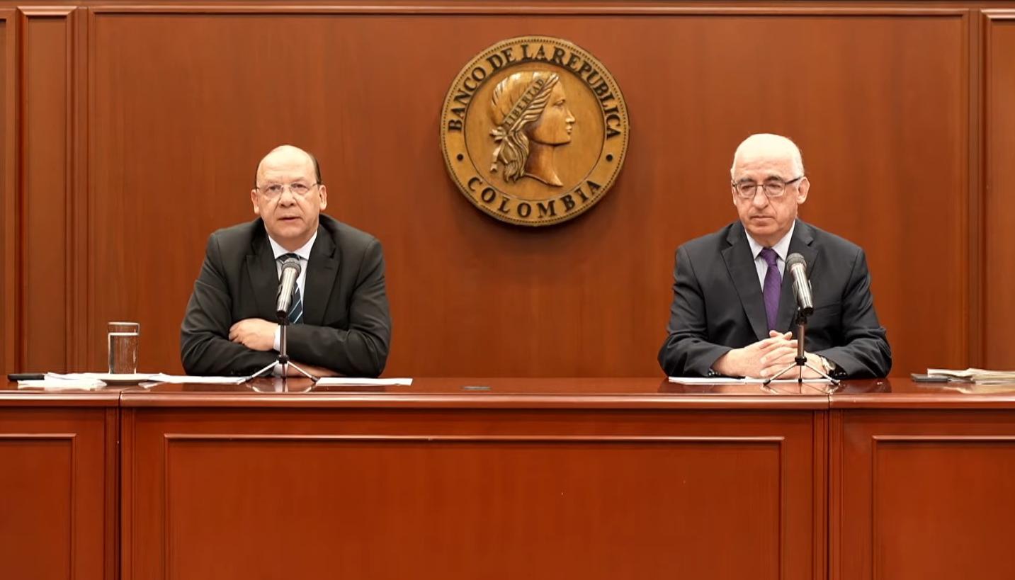 El Ministro de Hacienda, Germán Ávila, y el gerente del Banco de la República, Leonardo Villar.