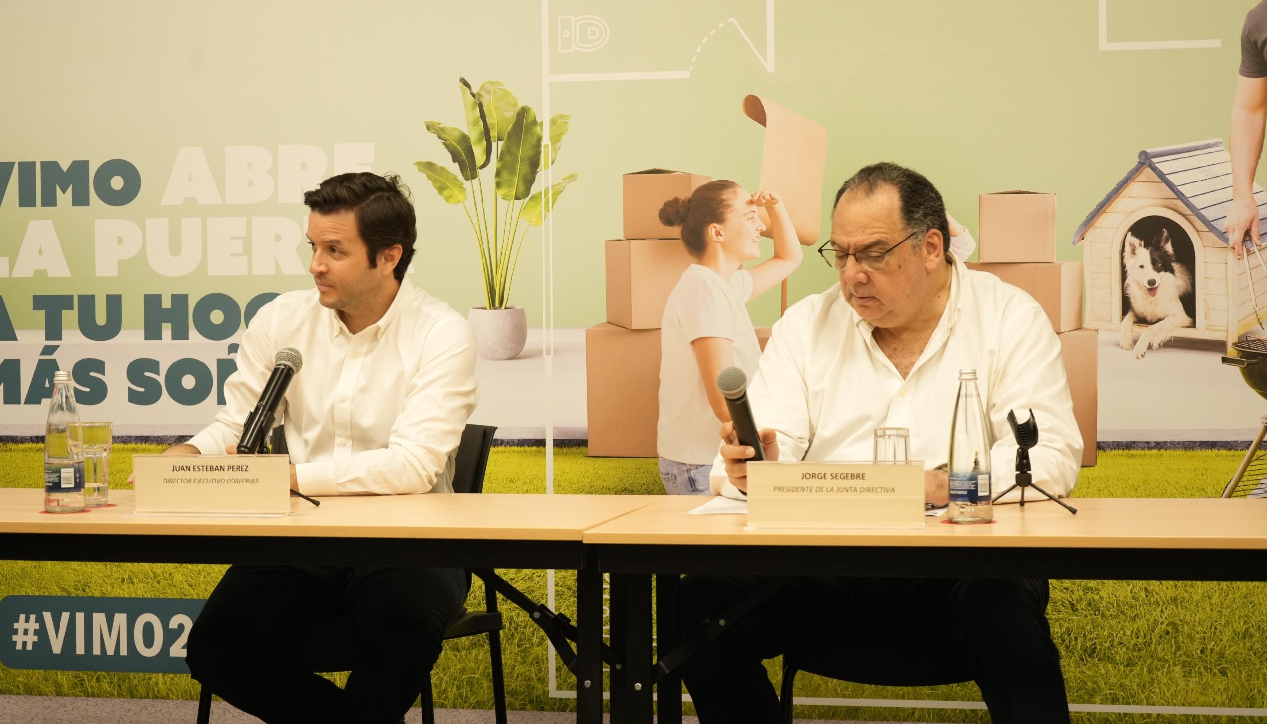 Juan Esteban Pérez, director de Corferias, y Jorge Segebre, directivo de Camacol Atlántico.