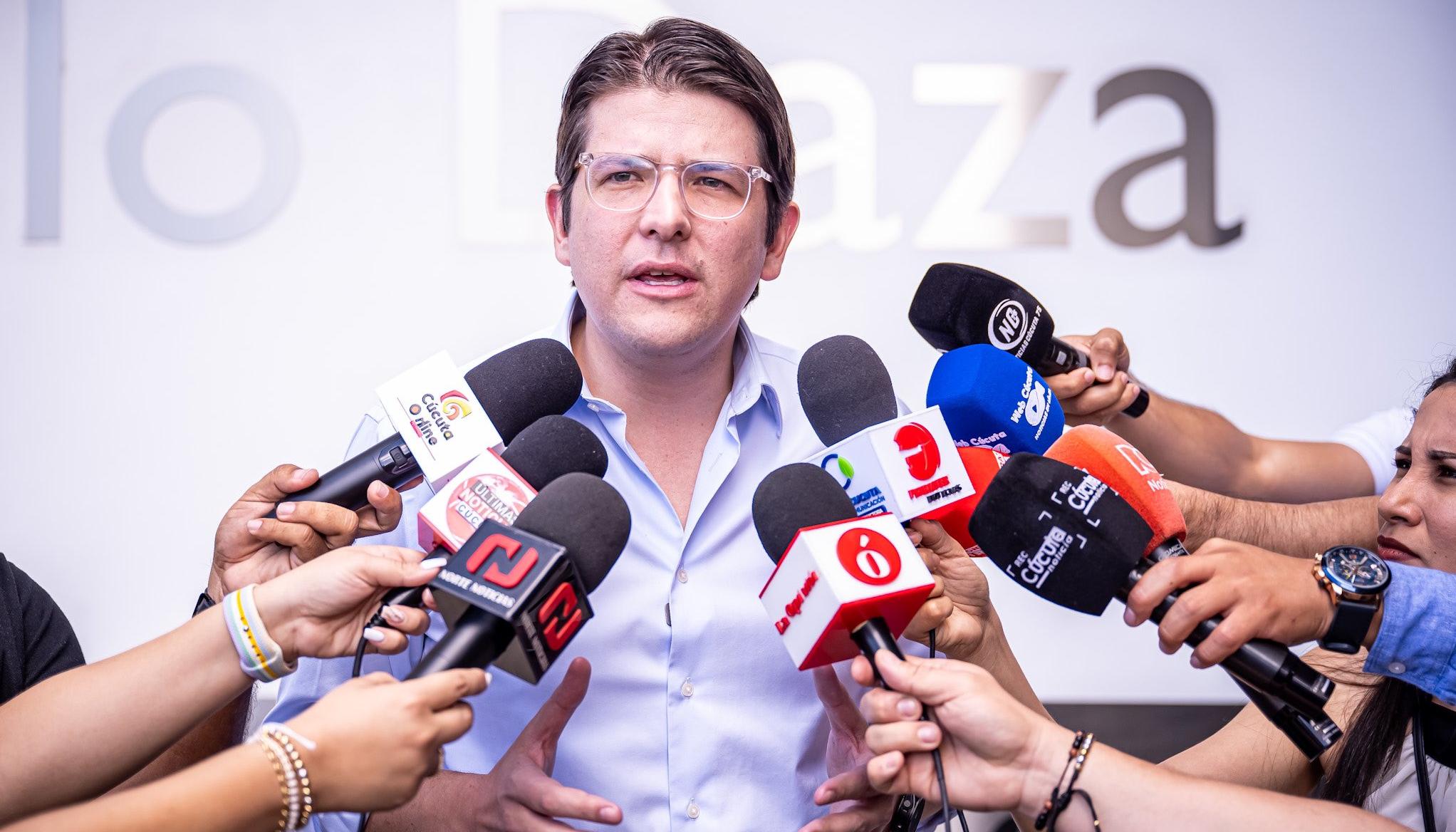 El precandidato Miguel Uribe Turbay.