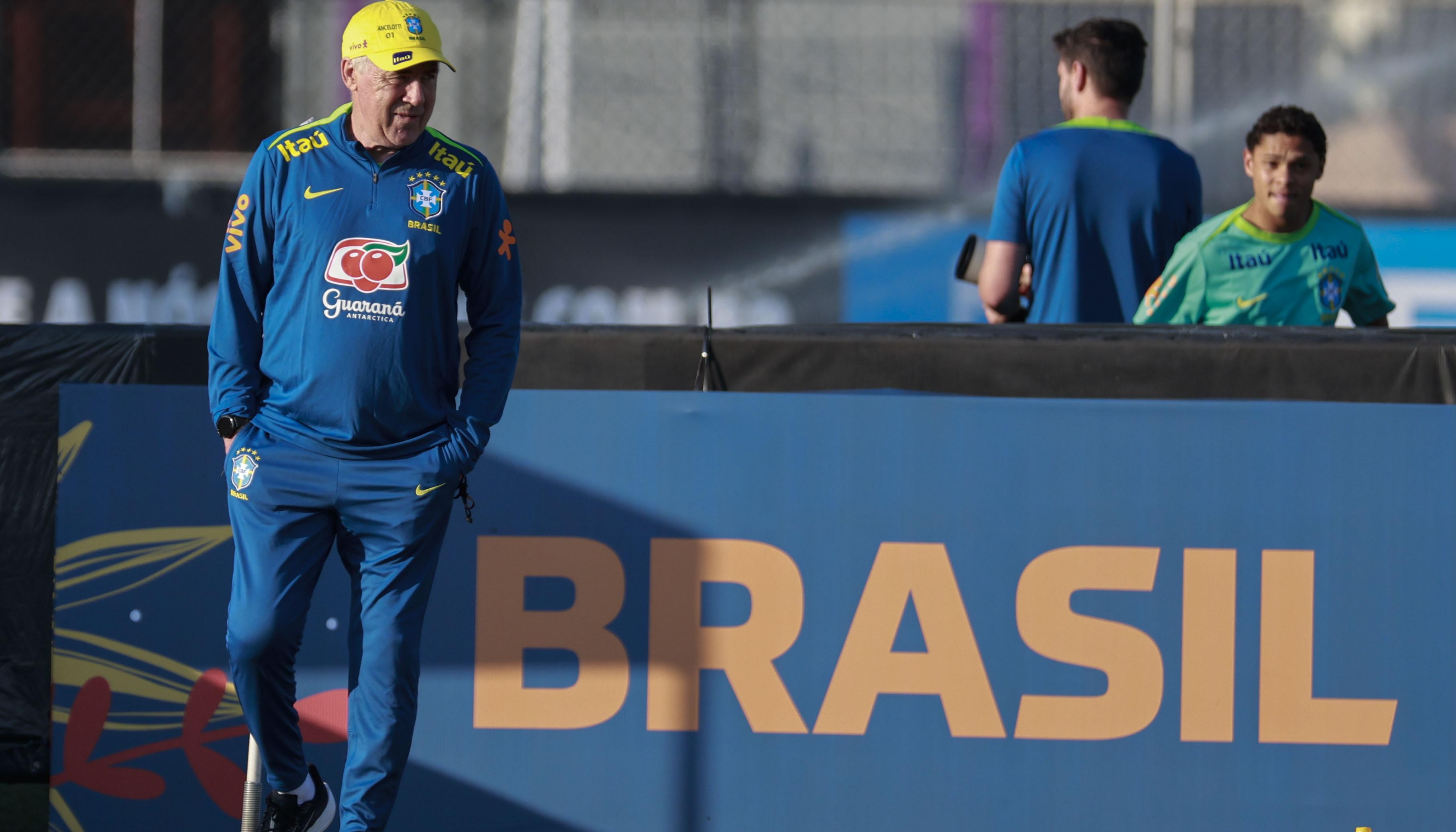 Carlo Ancelotti dirigió su segunda práctica en la sede deportiva del Corinthians.