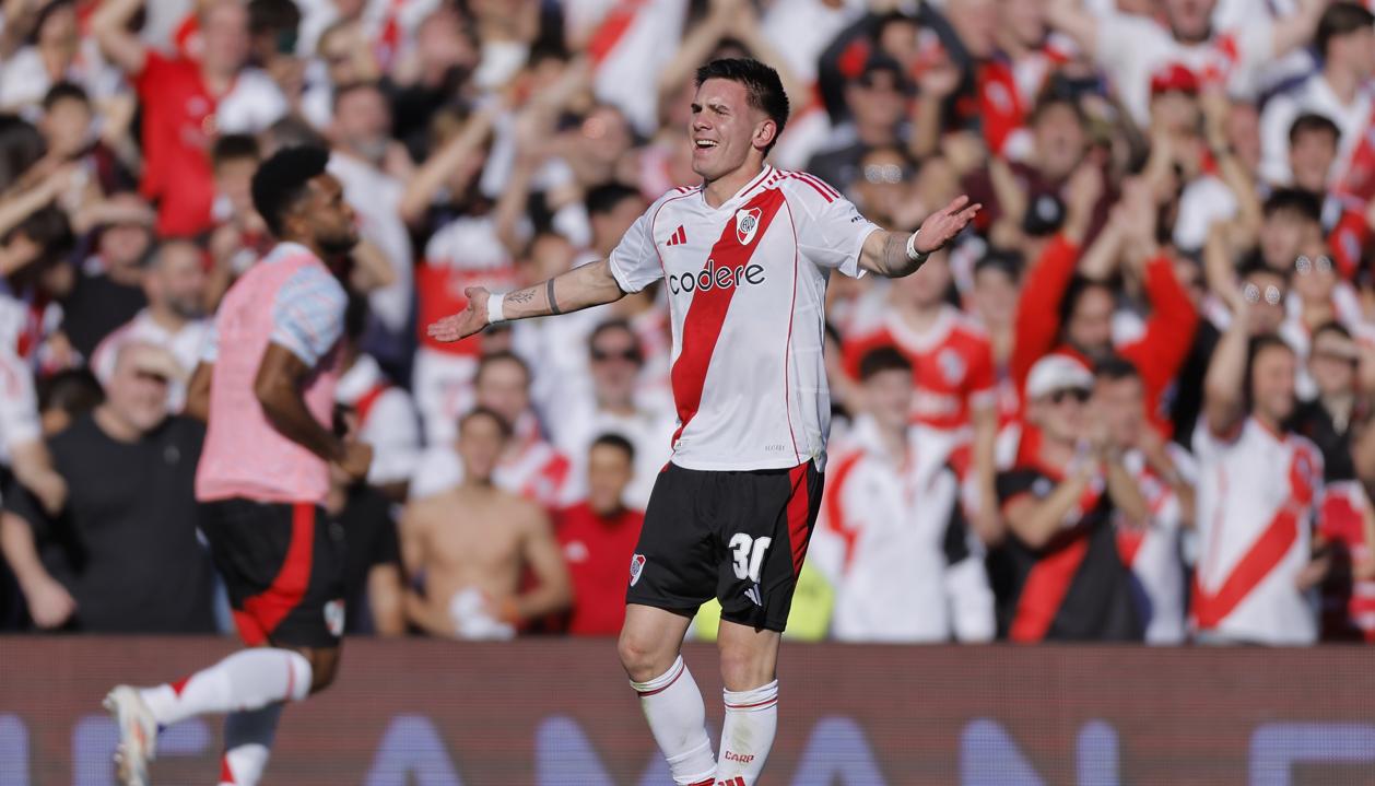 Franco Mastantuono, la mayor venta en la historia del fútbol argentino.