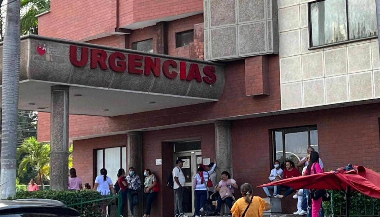 Fachada de la Clínica General del Norte.