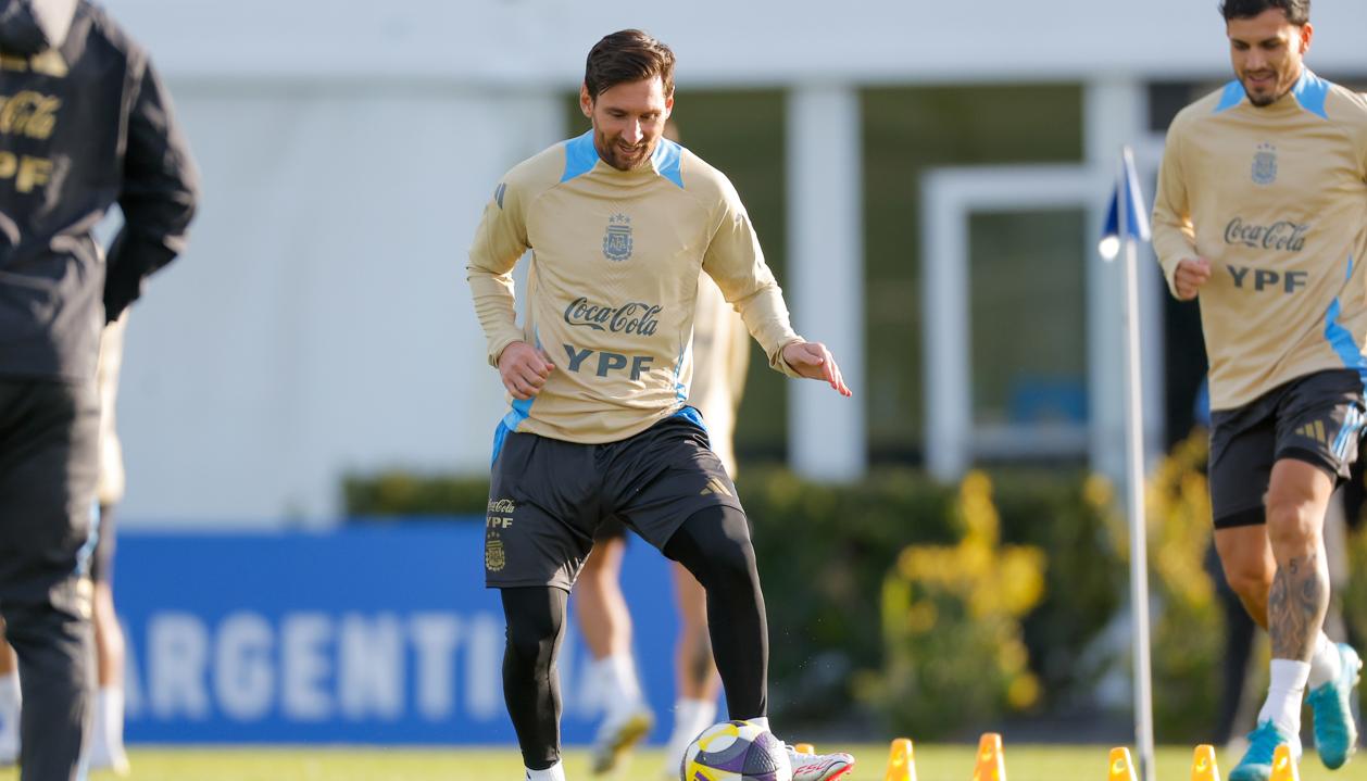 Lionel Messi ingresó en los minutos finales del partido contra Chile, en Santiago. 