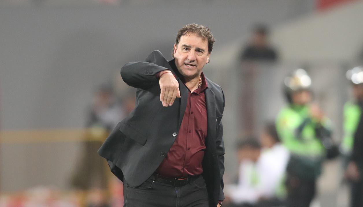 El argentino Néstor Lorenzo, entrenador de la Selección Colombia. 
