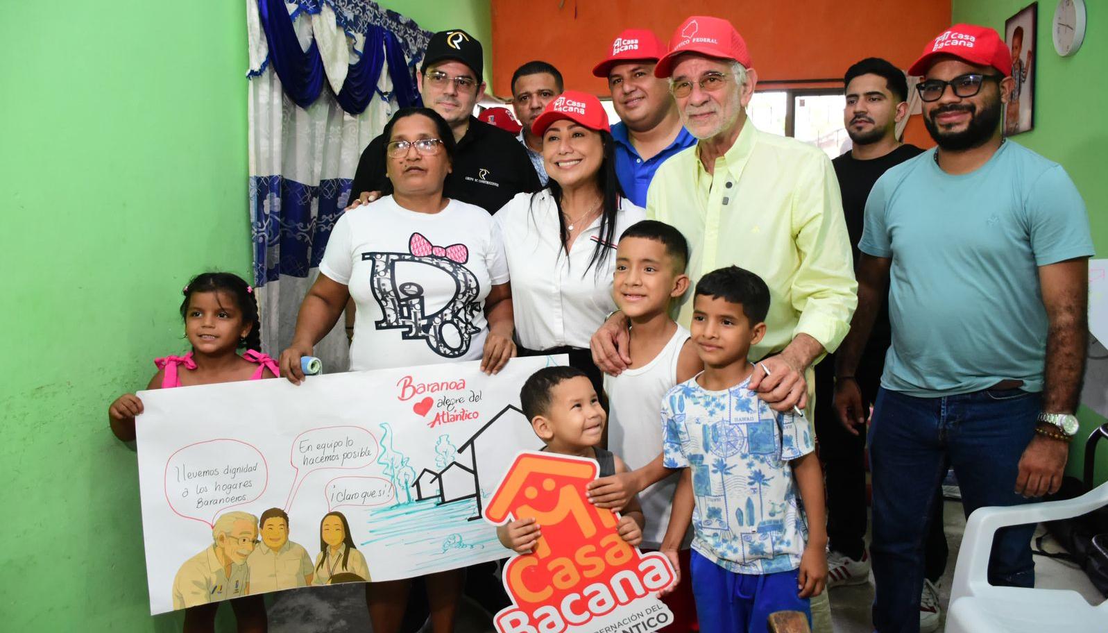 Beneficiarios del programa 'Mi Casa Bacana' en Baranoa. 