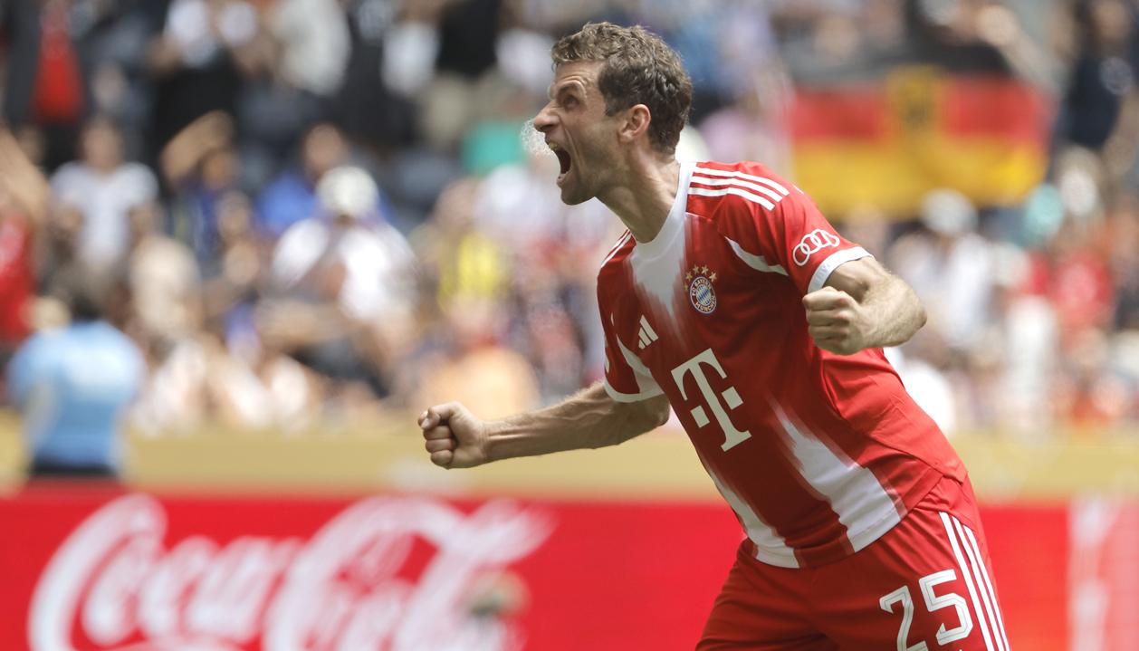 Thomas Muller marcó un doblete para el Bayern Múnich. 