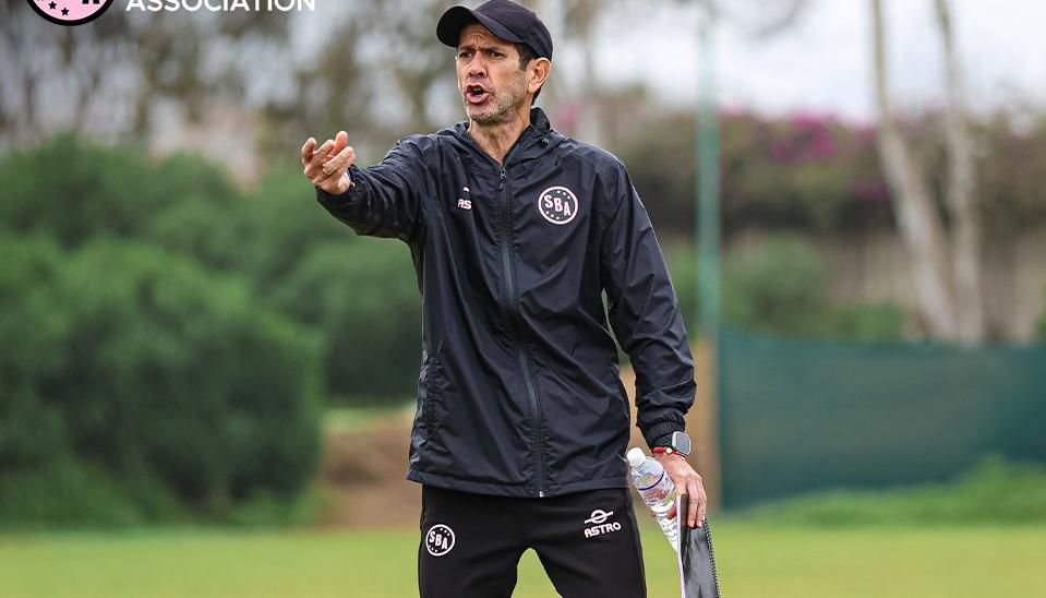 Arturo Reyes dirigió su primer partido como técnico del Sport Boys. 