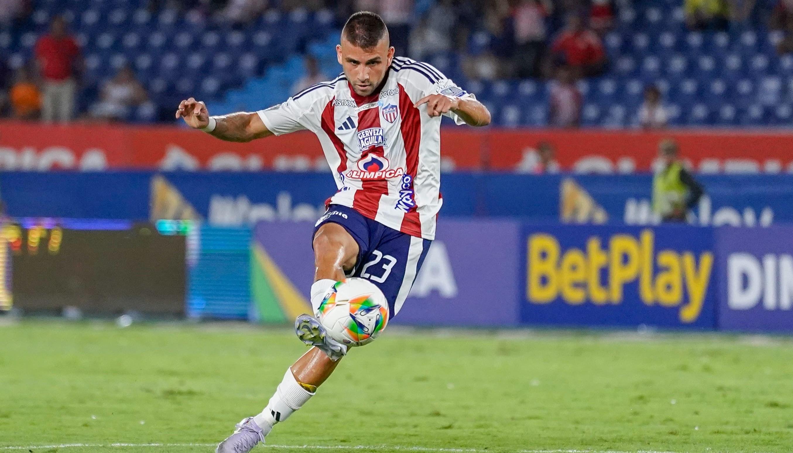 Steven 'Titi' Rodríguez reaparecerá con Junior después de cumplir dos fechas de suspensión. 
