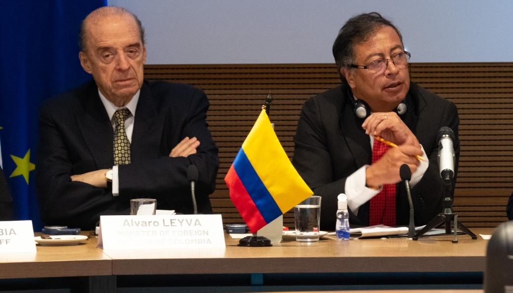 Álvaro Leyva y el Presidente Gustavo Petro.