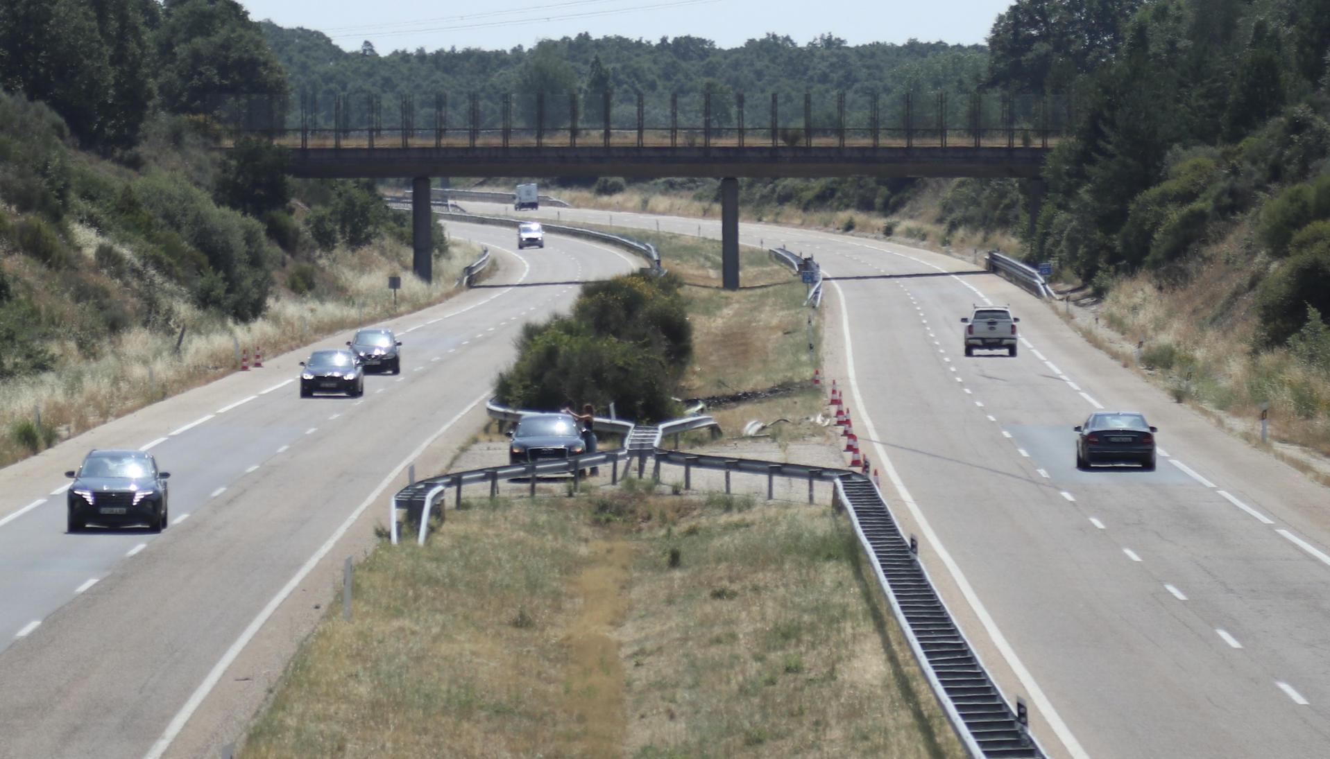Vista del lugar del accidente en el que el futbolista del Liverpool Diogo Jota, de 28 años, y su hermano André, de 26, fallecieran.
