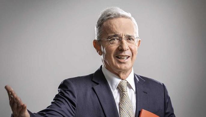 Expresidente Álvaro Uribe Vélez. 
