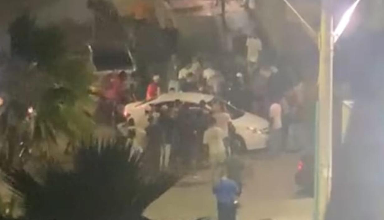 Vehículo donde se transportaba la víctima cuando fue baleada. 