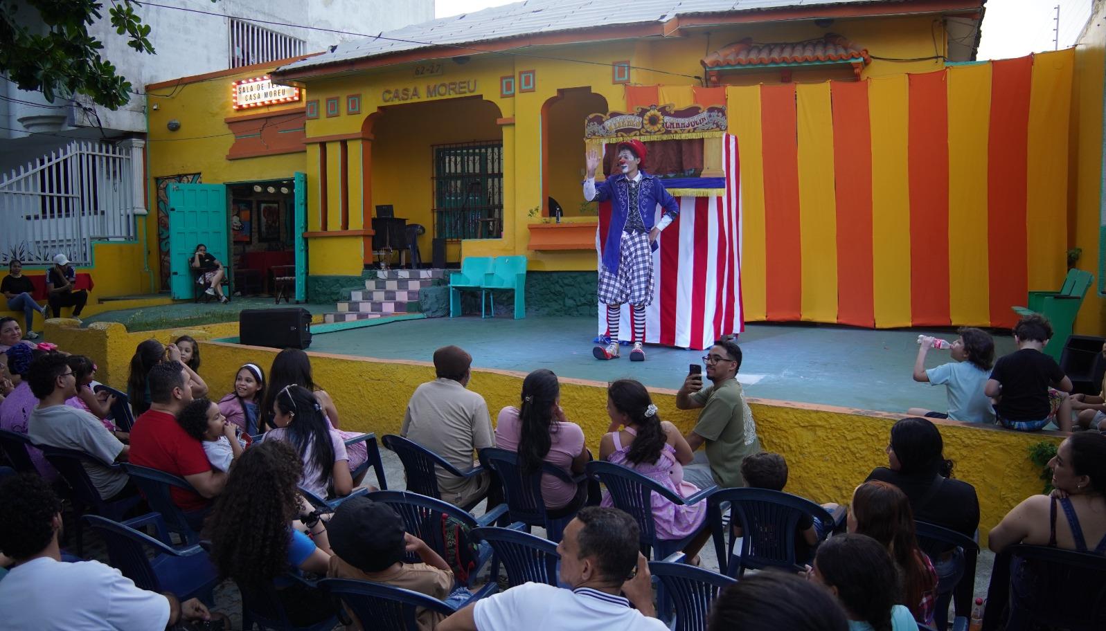 Todas las funciones en Casa Moreu.