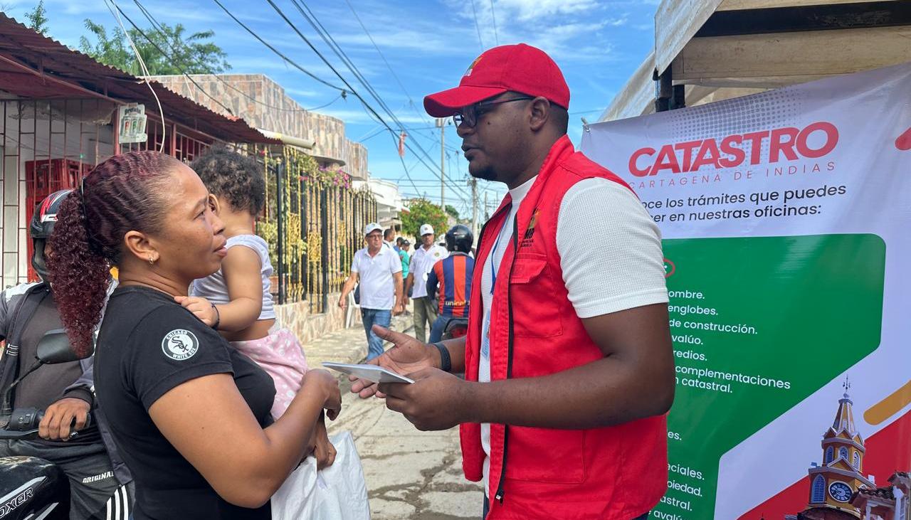 Gestión catastral del equipo del AMB en Cartagena. 