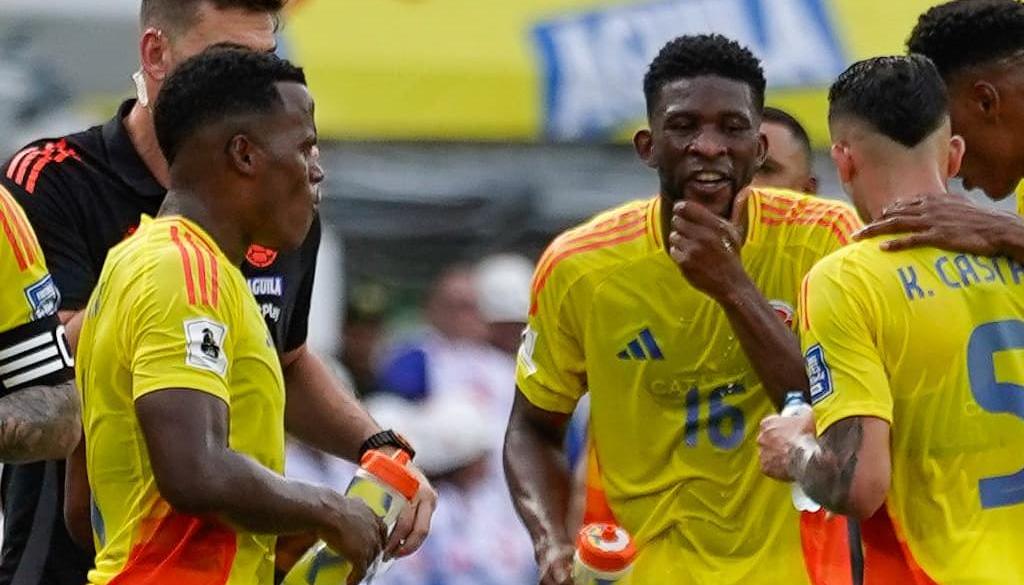 Jugadores de Colombia en el partido contra Perú el pasado mes de junio.