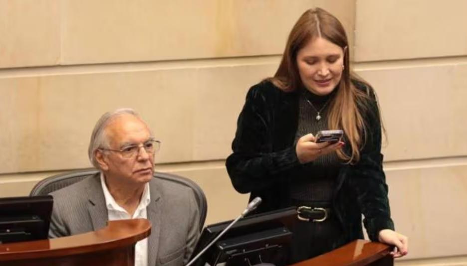 El exministro de Hacienda, Ricardo Bonilla, y la exasesora María Alejandra Benavides.