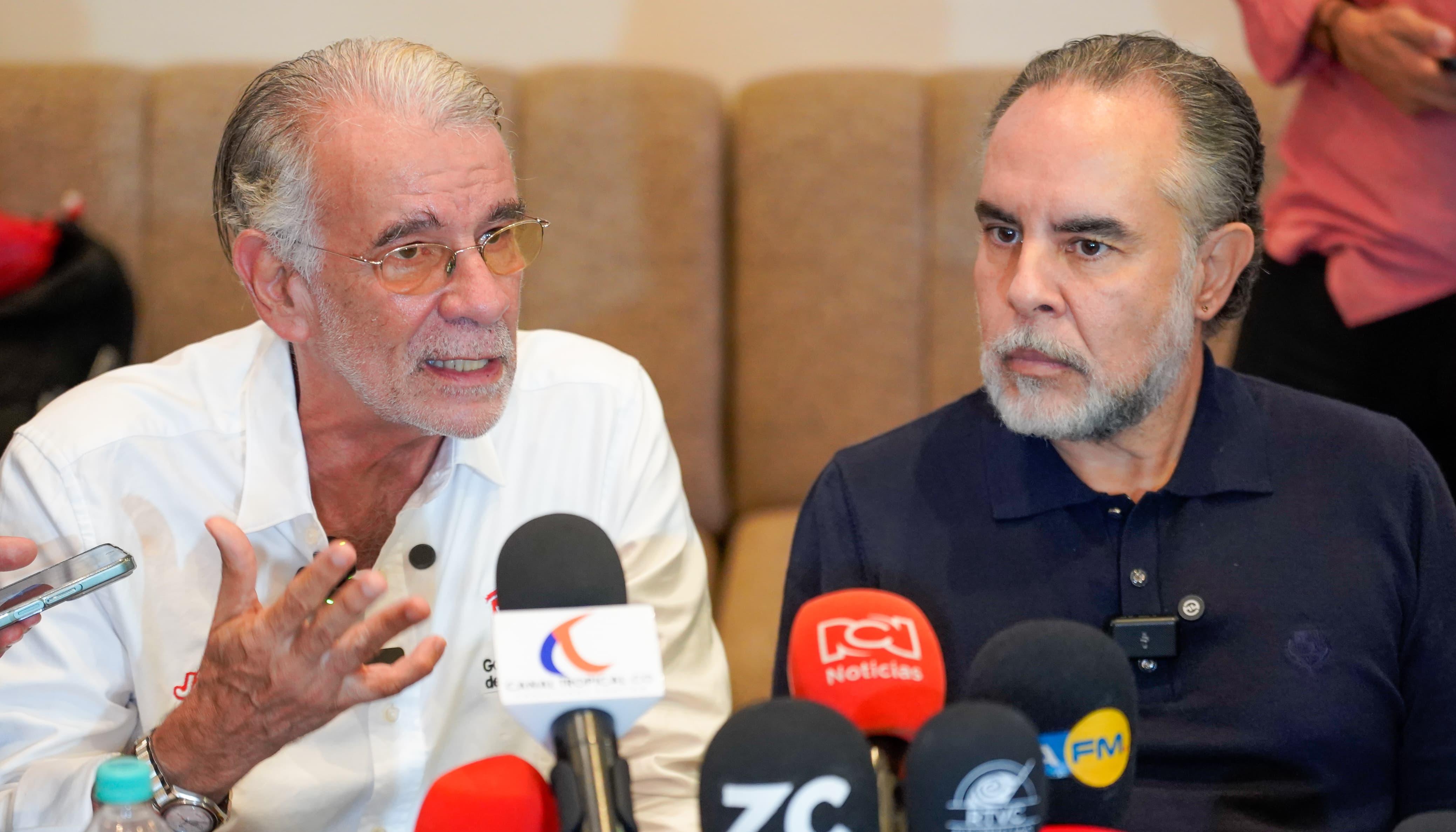 Gobernador Eduardo Verano junto al ministro del Interior, Armando Benedetti.