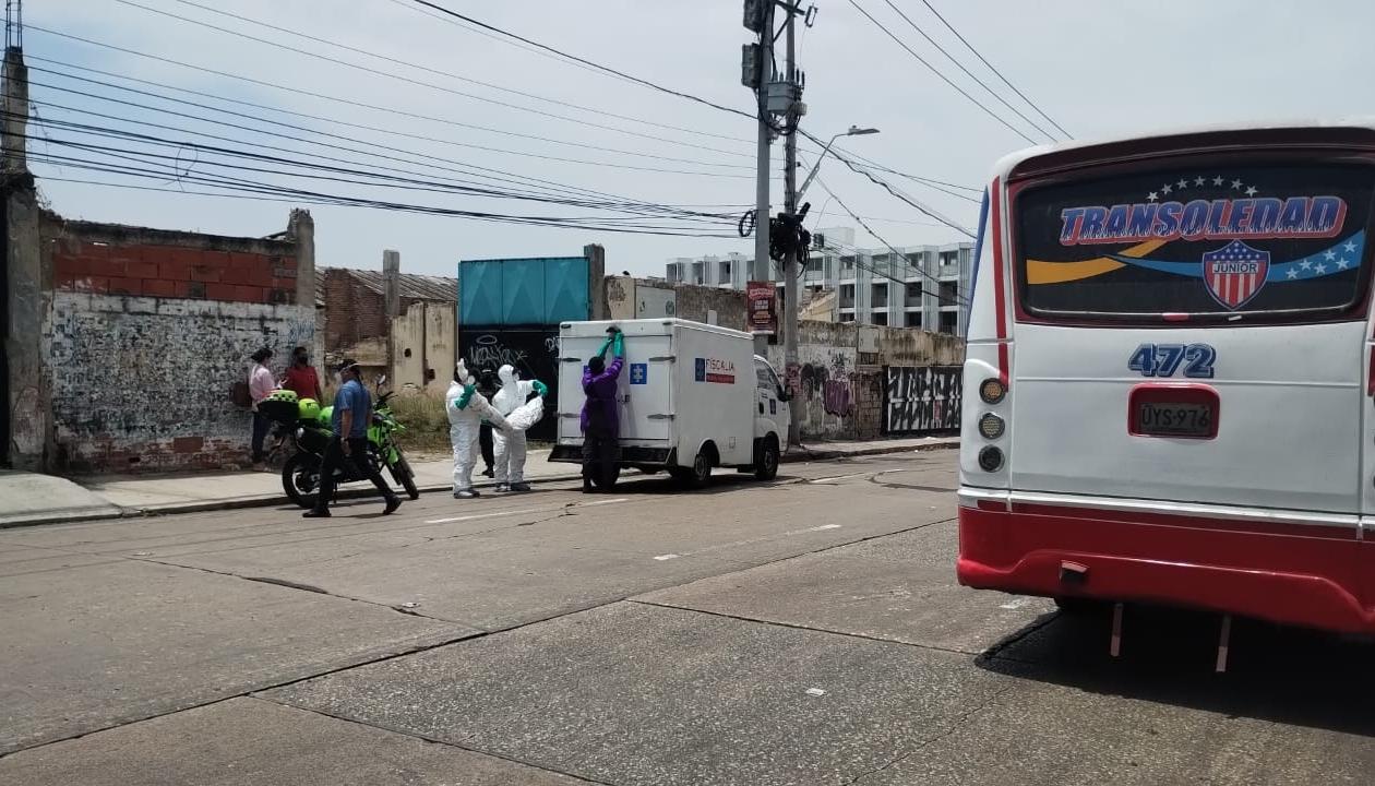 Levantamiento del cadáver. 