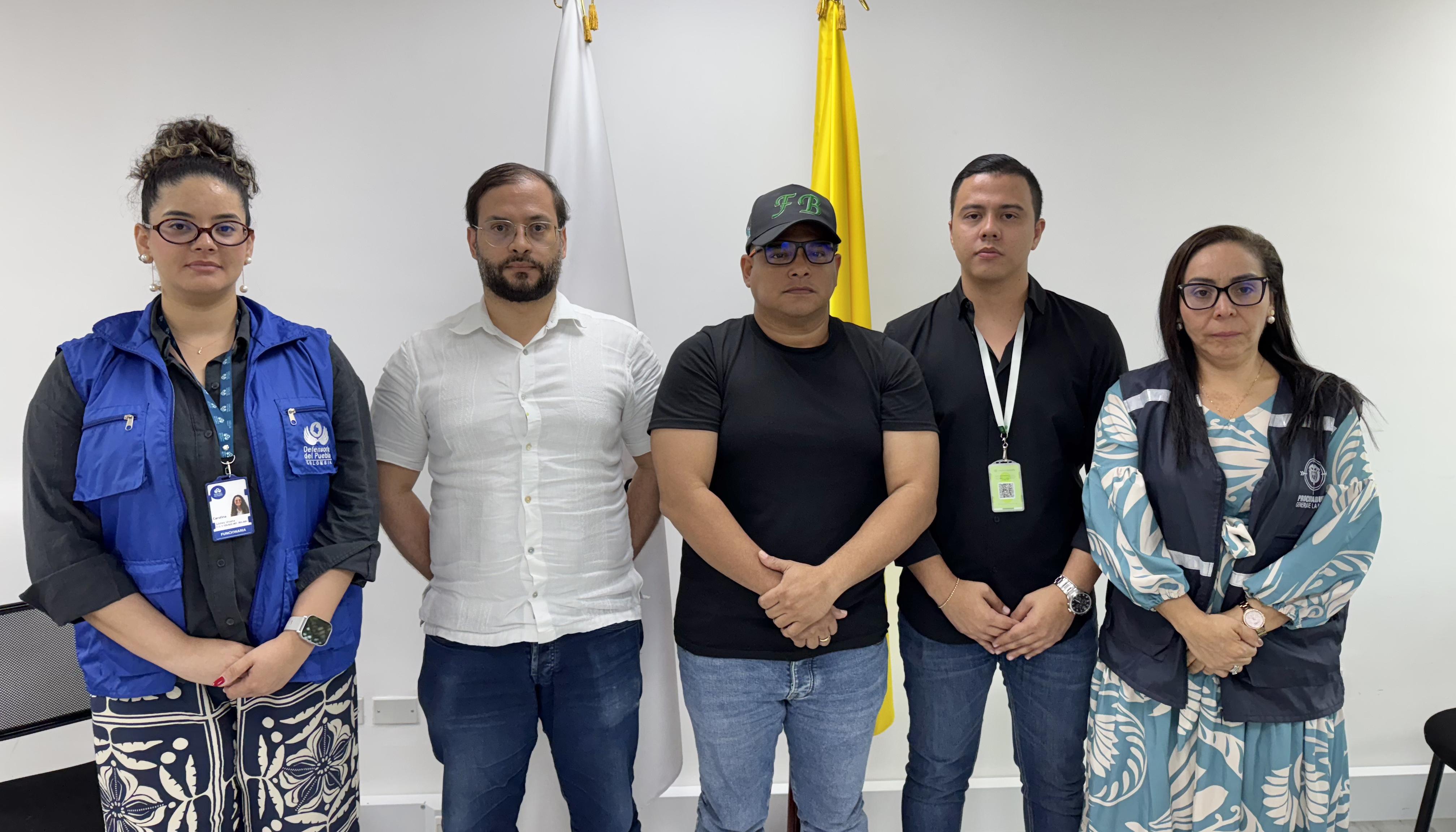 El alcalde de Galapa, Fabián Bonett, reunido con funcionarios de la Superservicios, Personería, Defensoría del Pueblo.