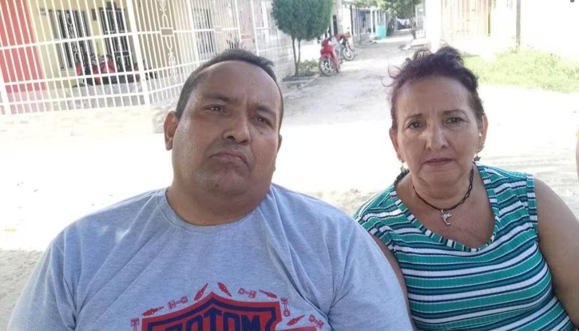 Juan Carlos Peralta Estupiñán y Esperanza Estupiñán. 