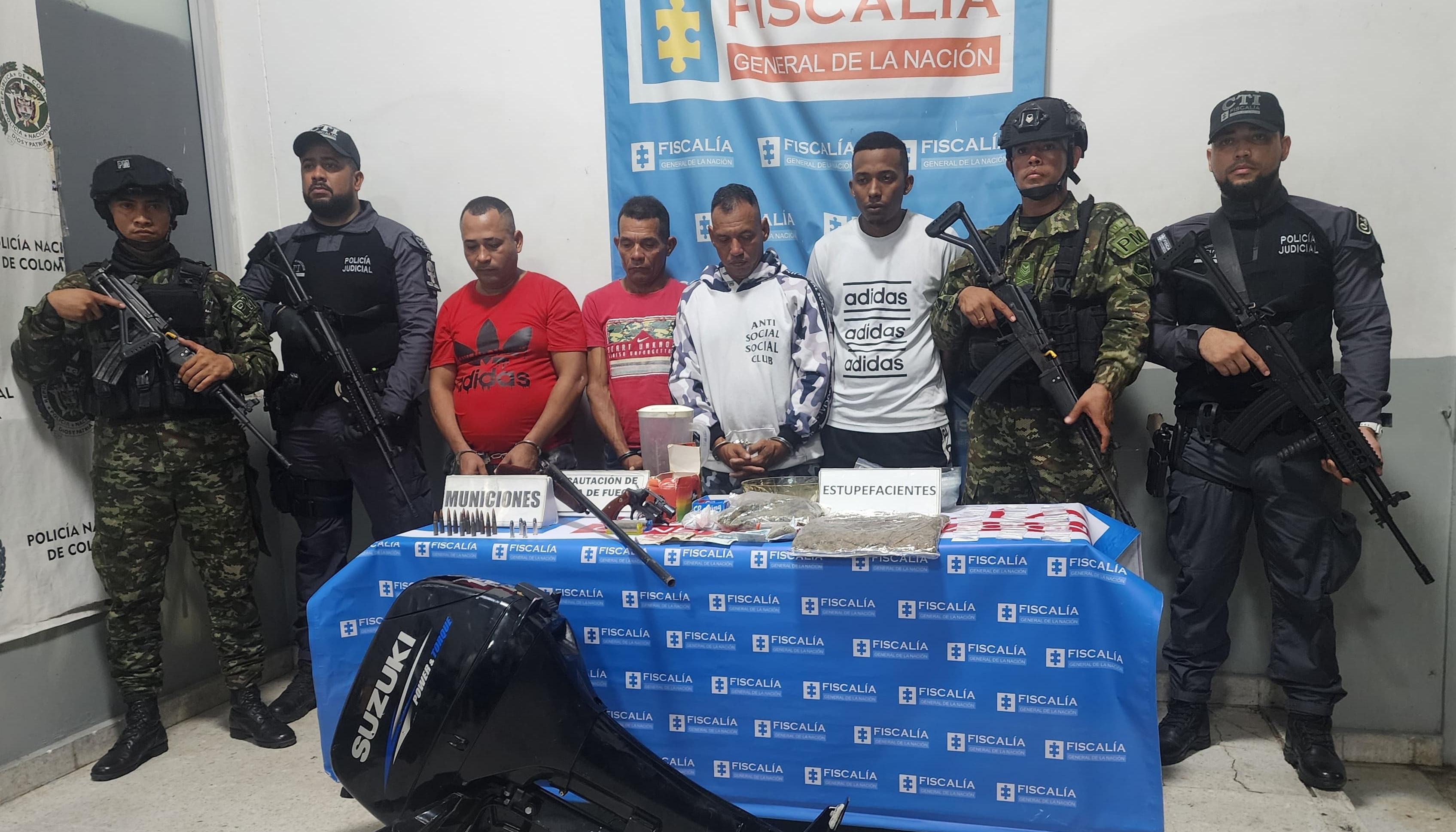 Los capturados fueron trasladados a la URI de la Fiscalía. 