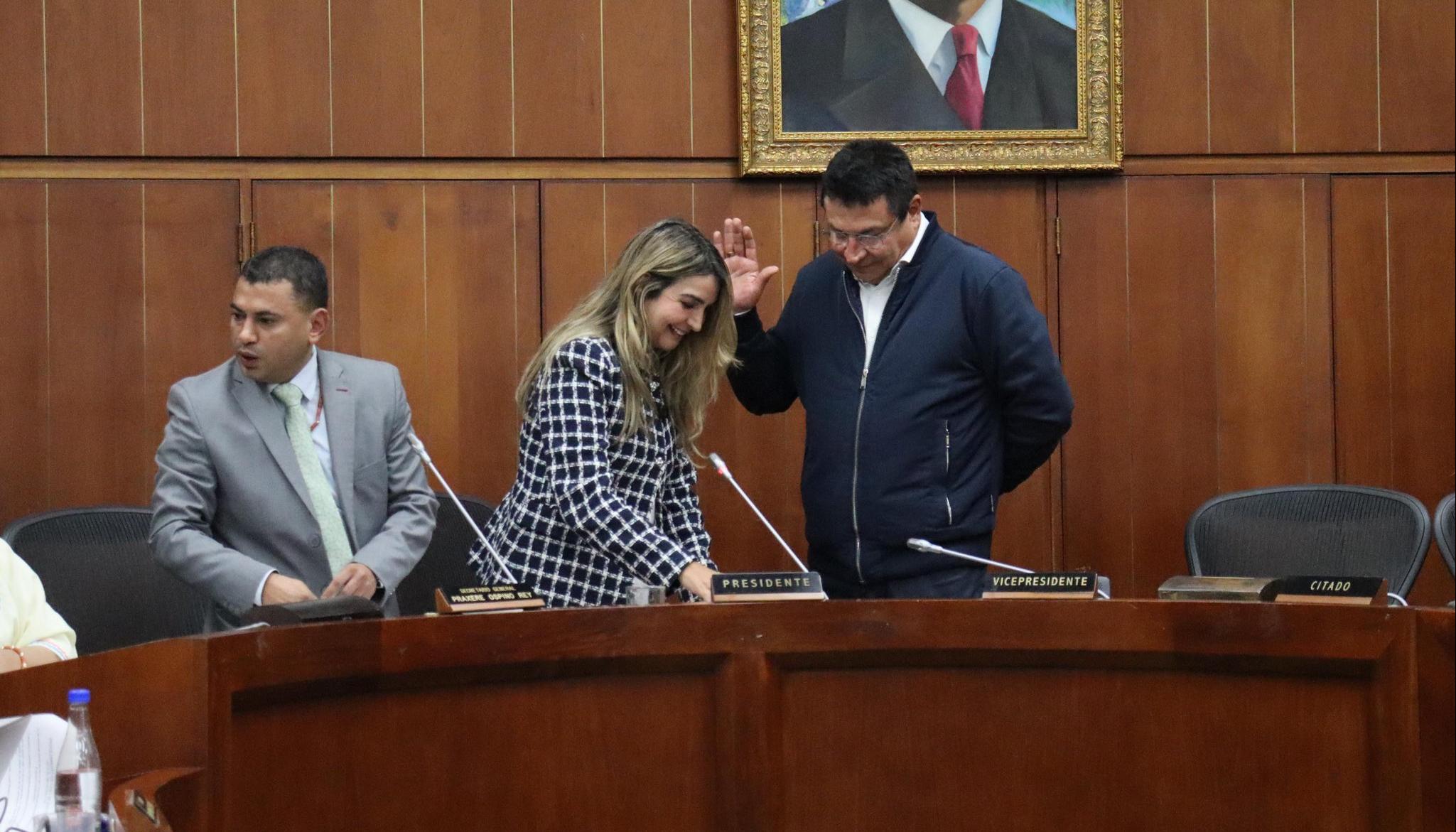 El senador Miguel Ángel Pinto.