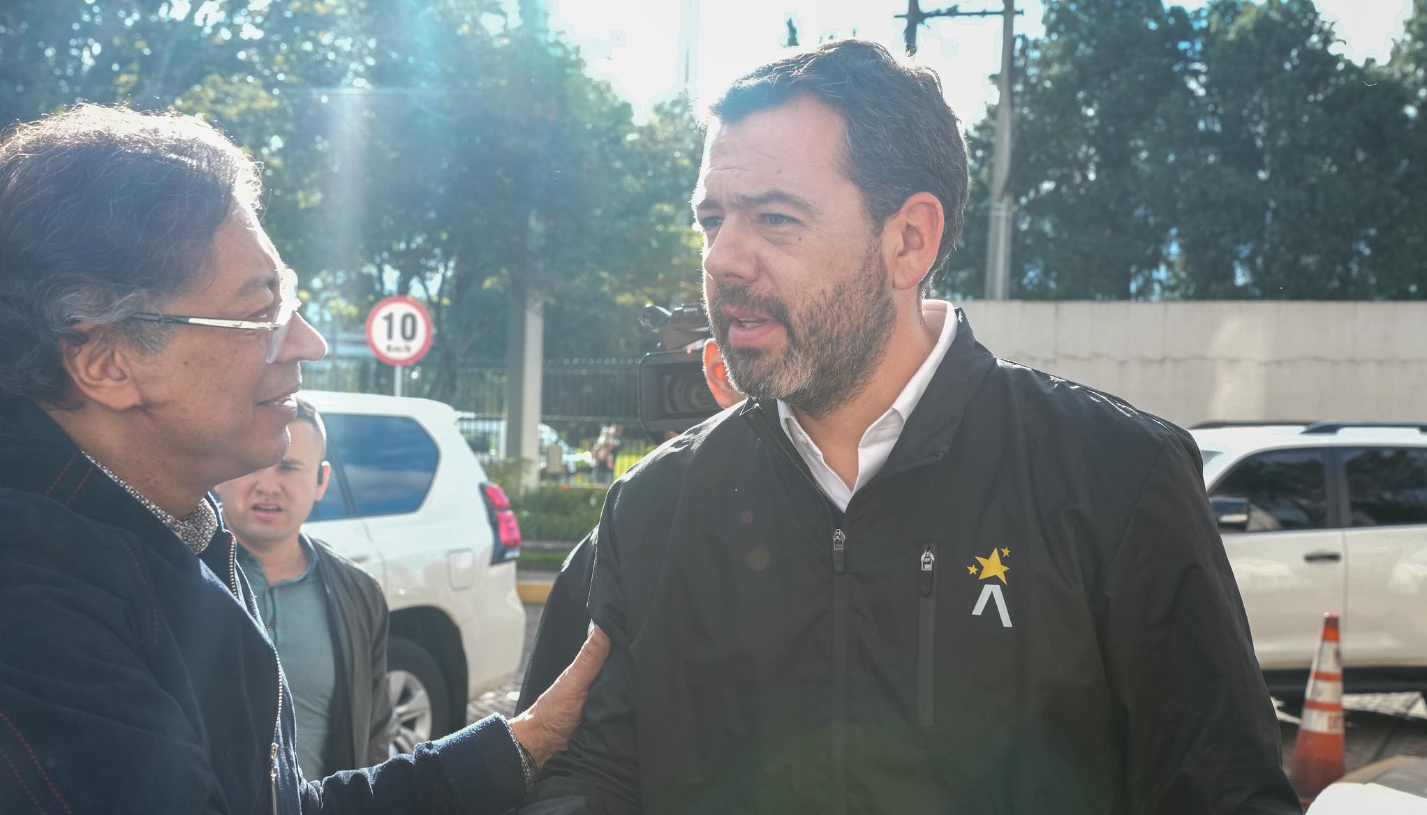 El Presidente Gustavo Petro y el alcalde de Bogotá, Carlos Fernando Galán.