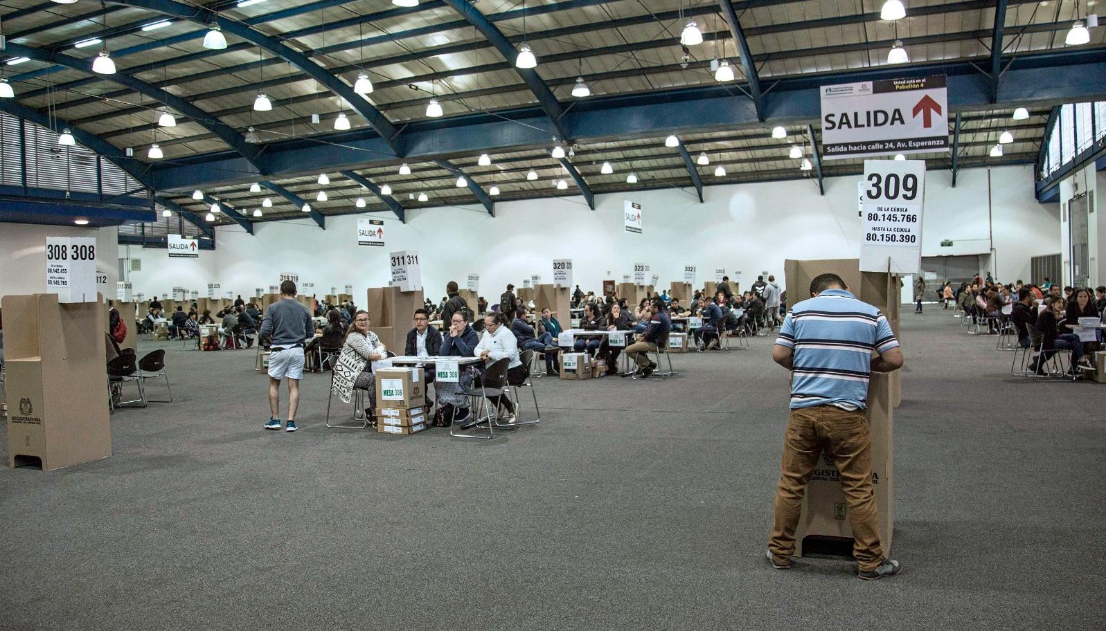 Imagen de referencia de una votación en Colombia.