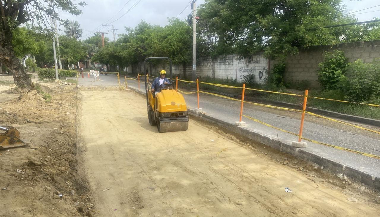 Trabajos de la Triple A en la vía.