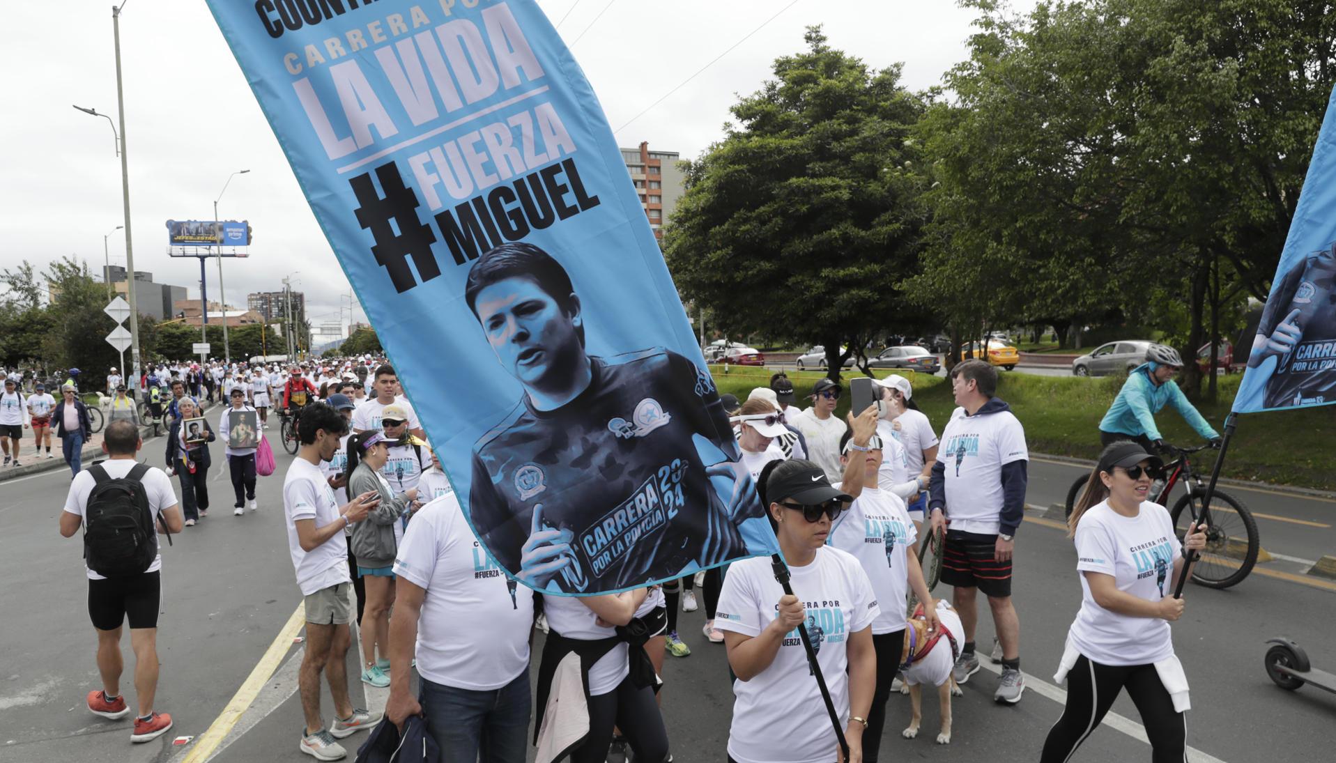 Personas participaron en la 'Carrera por la vida'. 