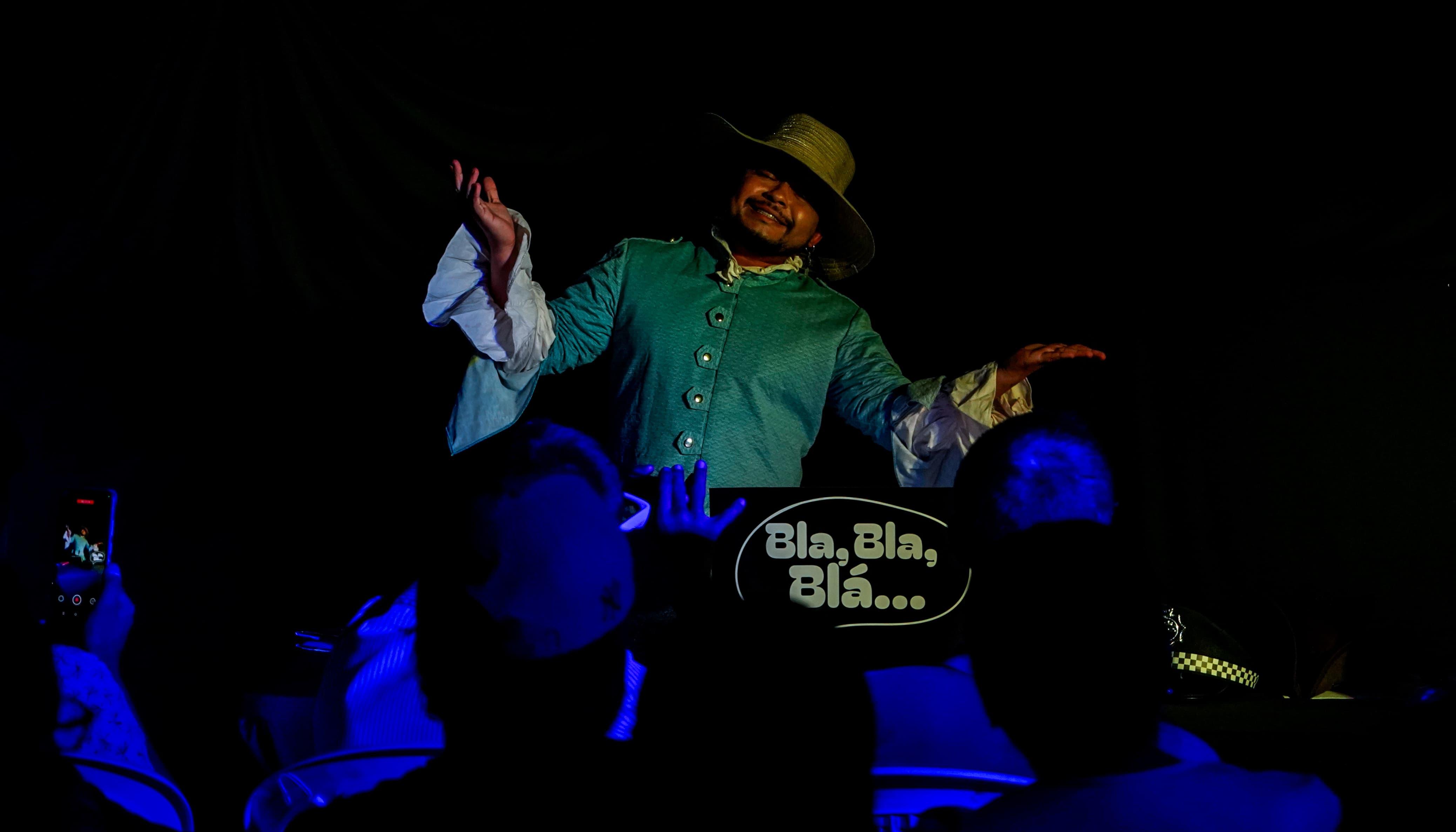 Eduardo Lora Cueto, organizador del festival y director de 'Baúl Polisémico'