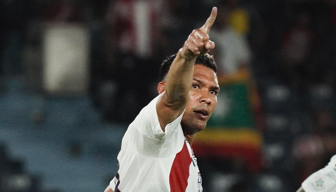 Teófilo Gutiérrez celebra tras marcar el gol del empate contra el Huila. 