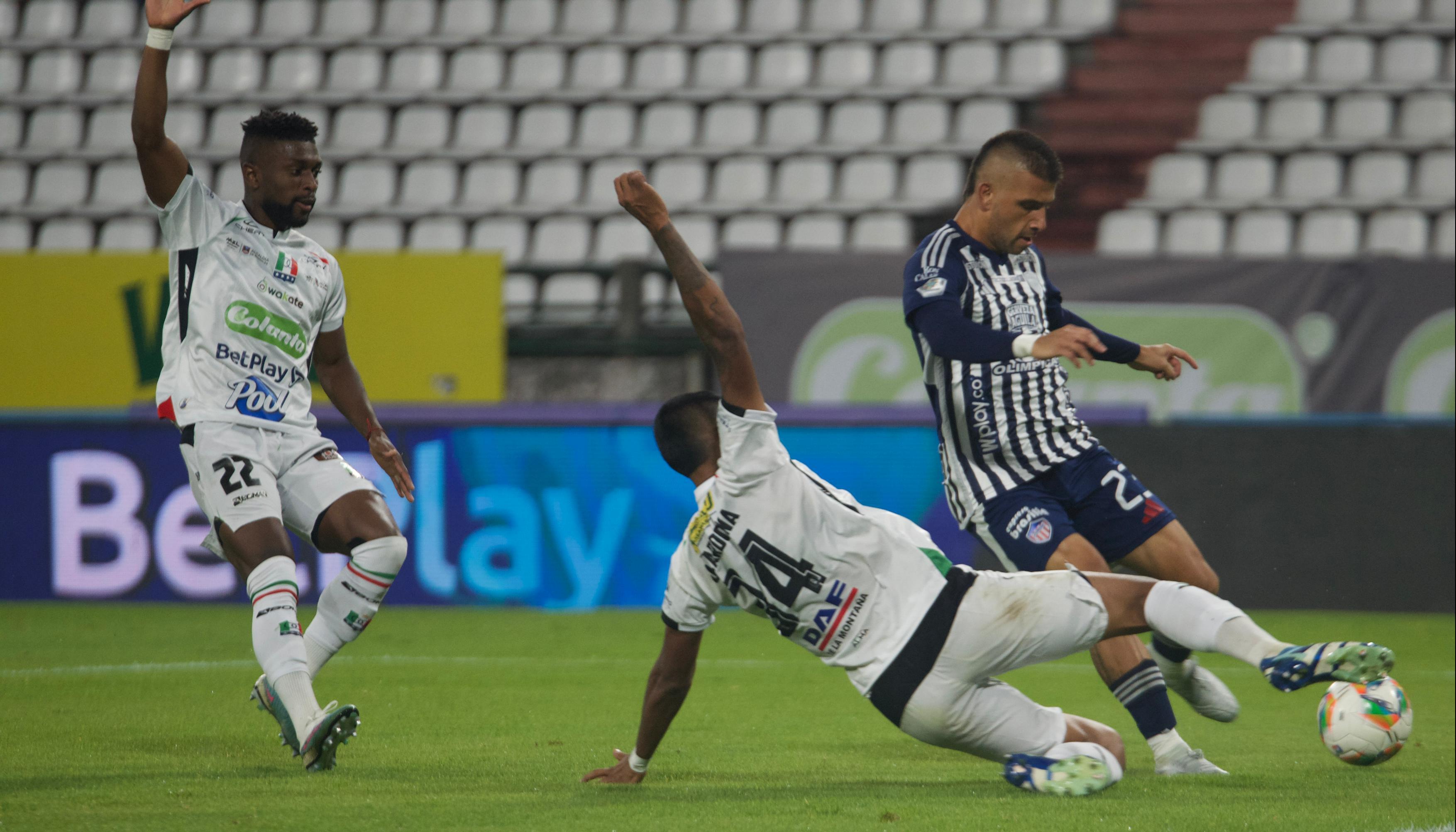 Una de las opciones de gol que tuvo 'Titi' Rodríguez ante el pórtico del Once Caldas. 