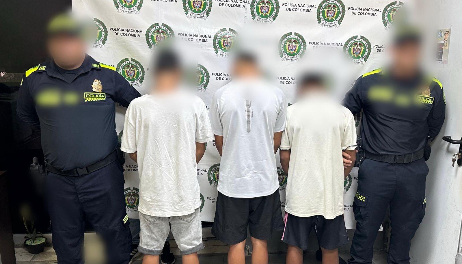 Los adolescentes aprehendidos.