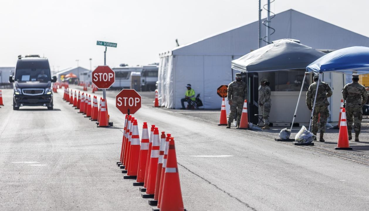Entrada del centro de detención 'Alligator Alcatraz'.