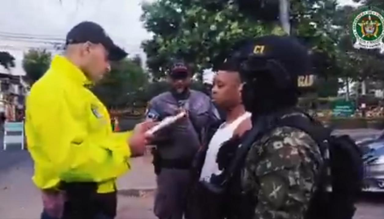 Uno de los señalados cuando se le estaba haciendo efectiva la orden de captura. 