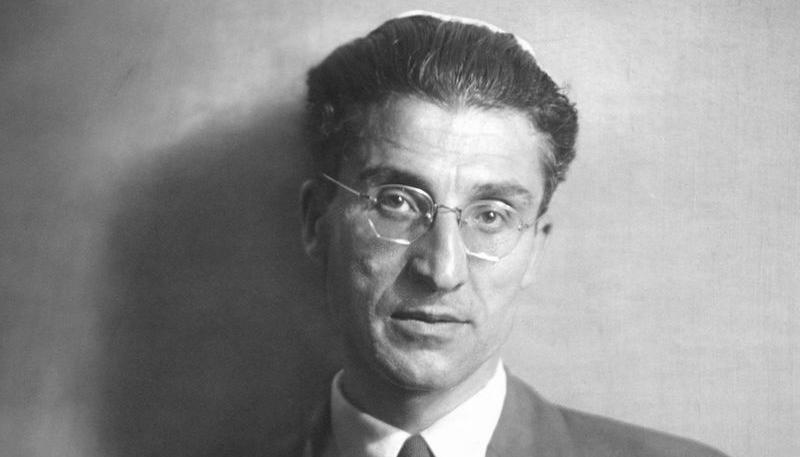  Poeta italiano Cesare Pavese.