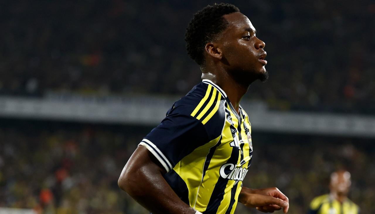 Jhon Durán celebrando su gol este martes.