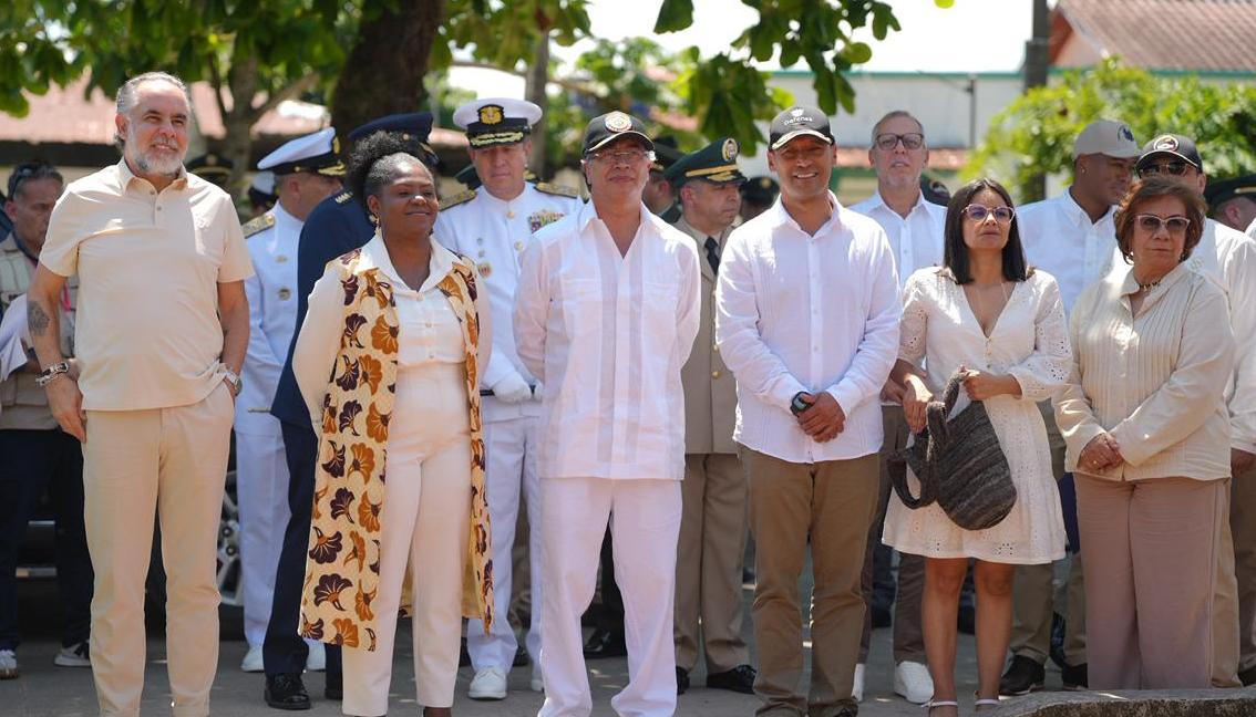 El Presidente, la vicepresidenta y parte del gabinete