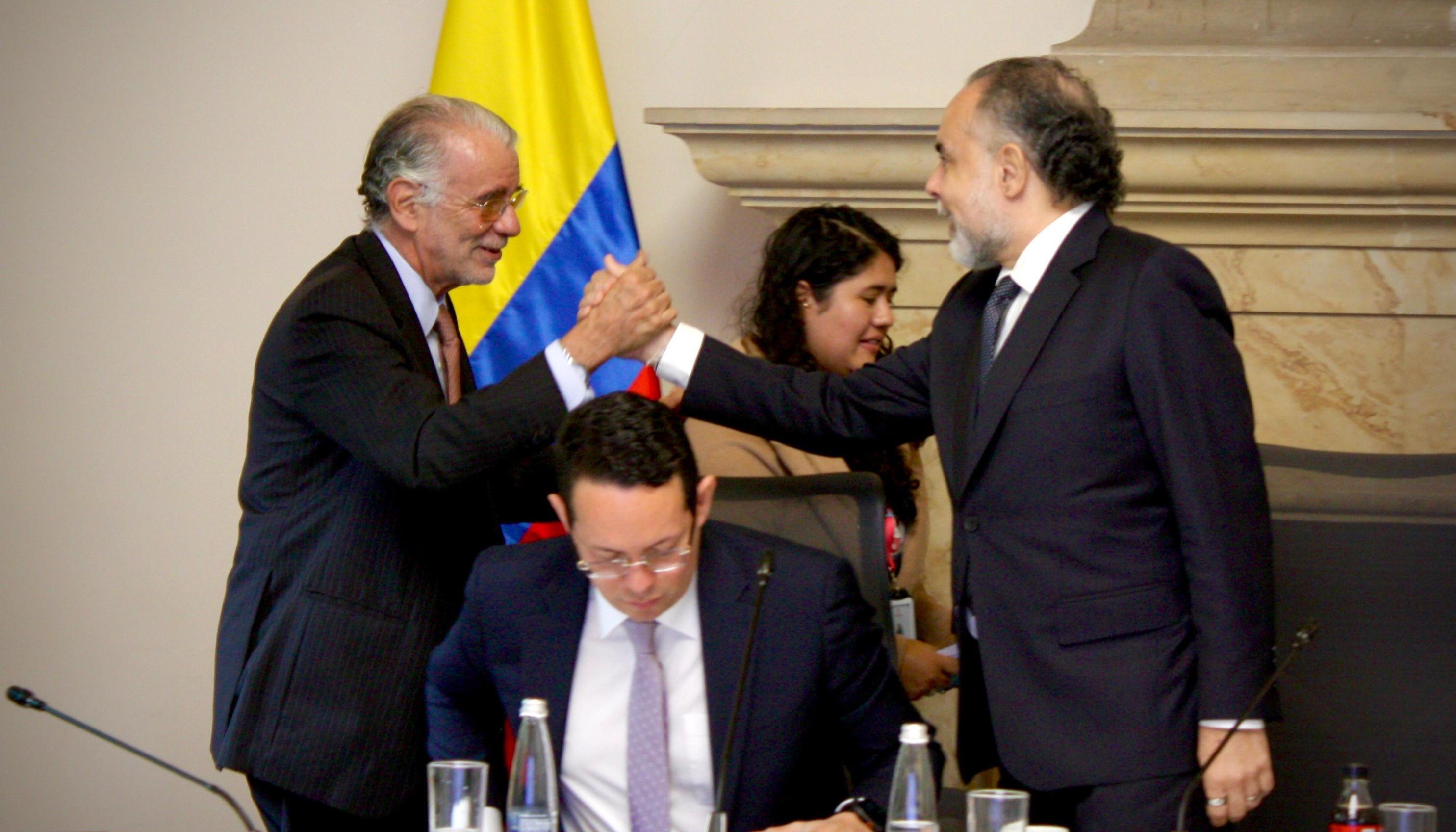 El gobernador Eduardo Verano con el ministro del Interior, Armando Benedetti.