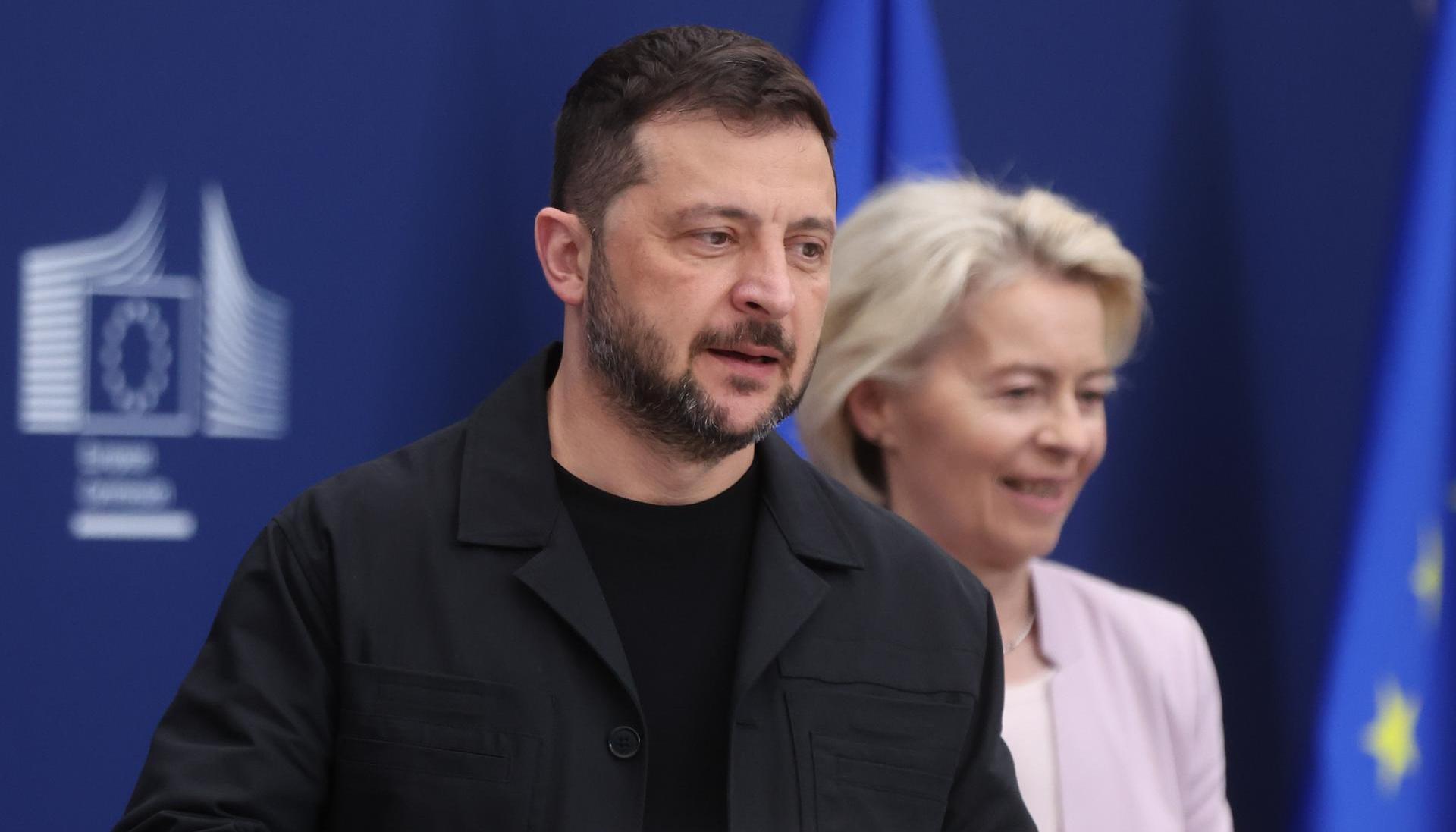 El presidente de Ucrania, Volodímir Zelenski, y la presidenta de la Comisión Europea, Ursula von der Leyen 