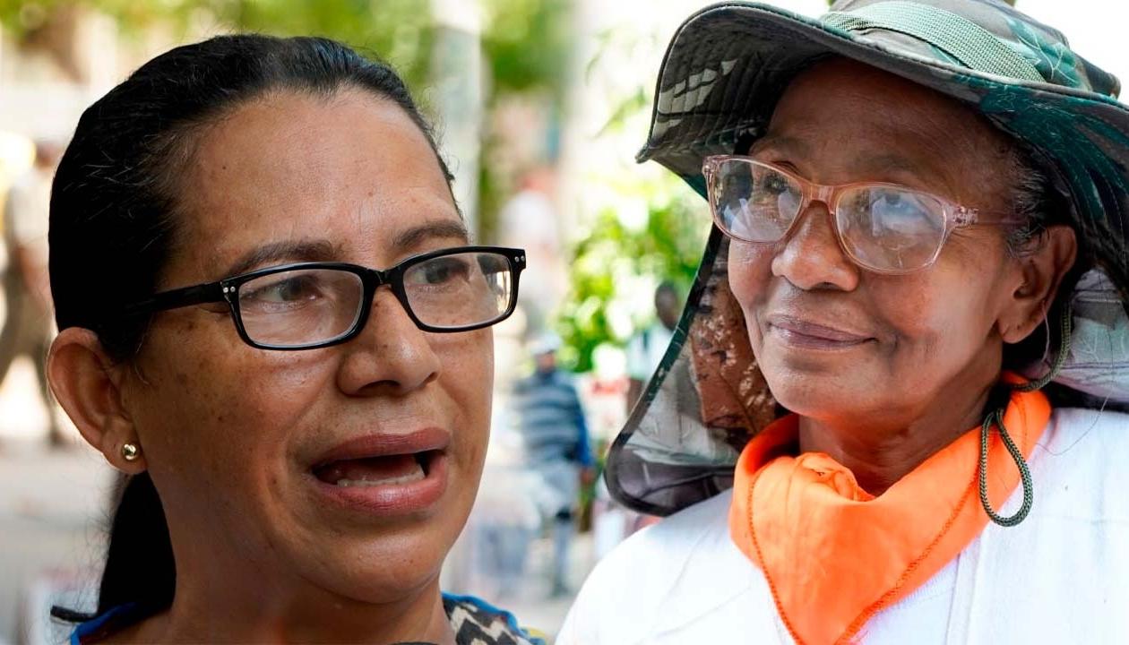 Gilma Mesa Cierro y Aredia Aragón.