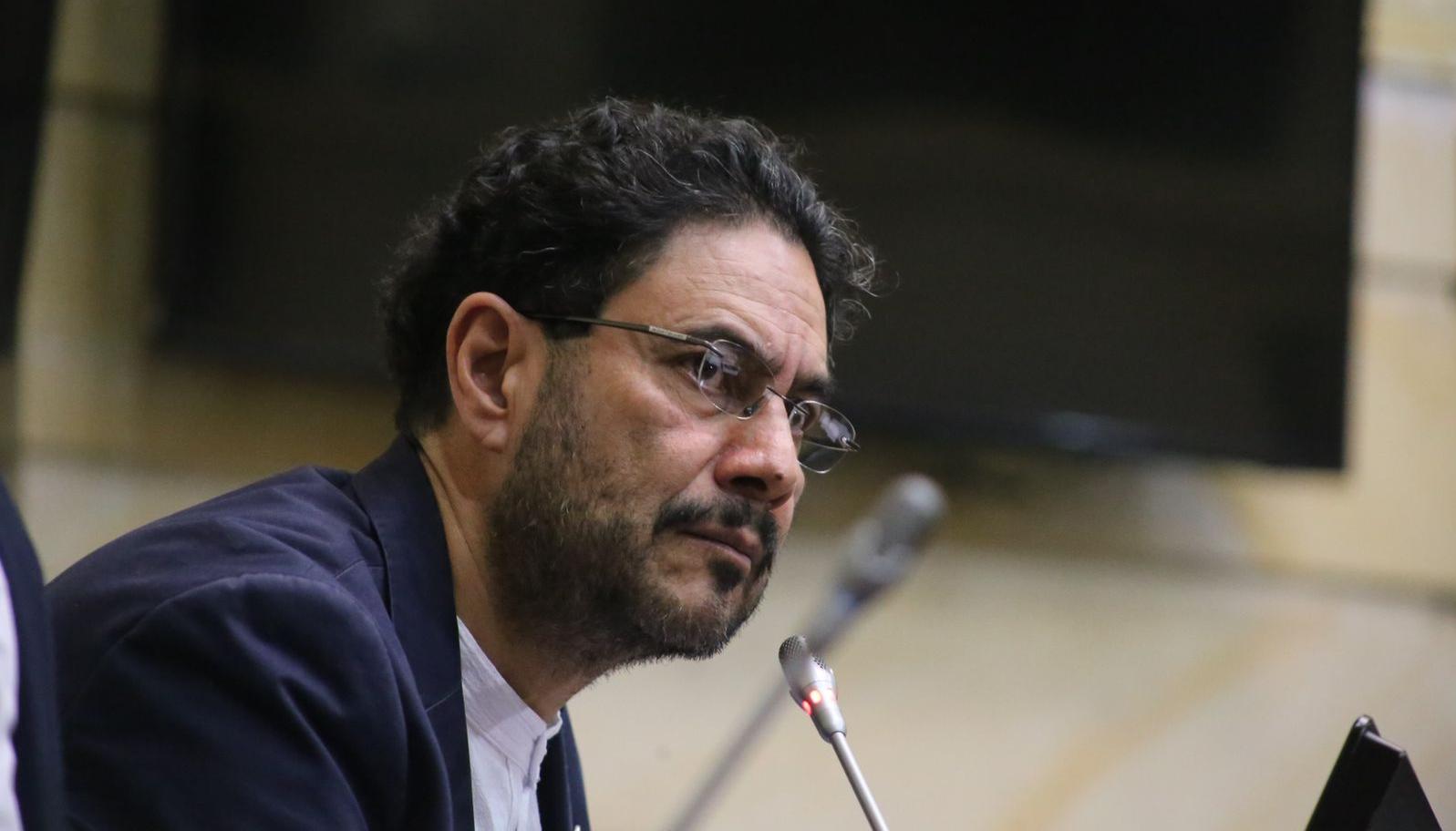 El senador y precandidato presidencial Iván Cepeda Castro.