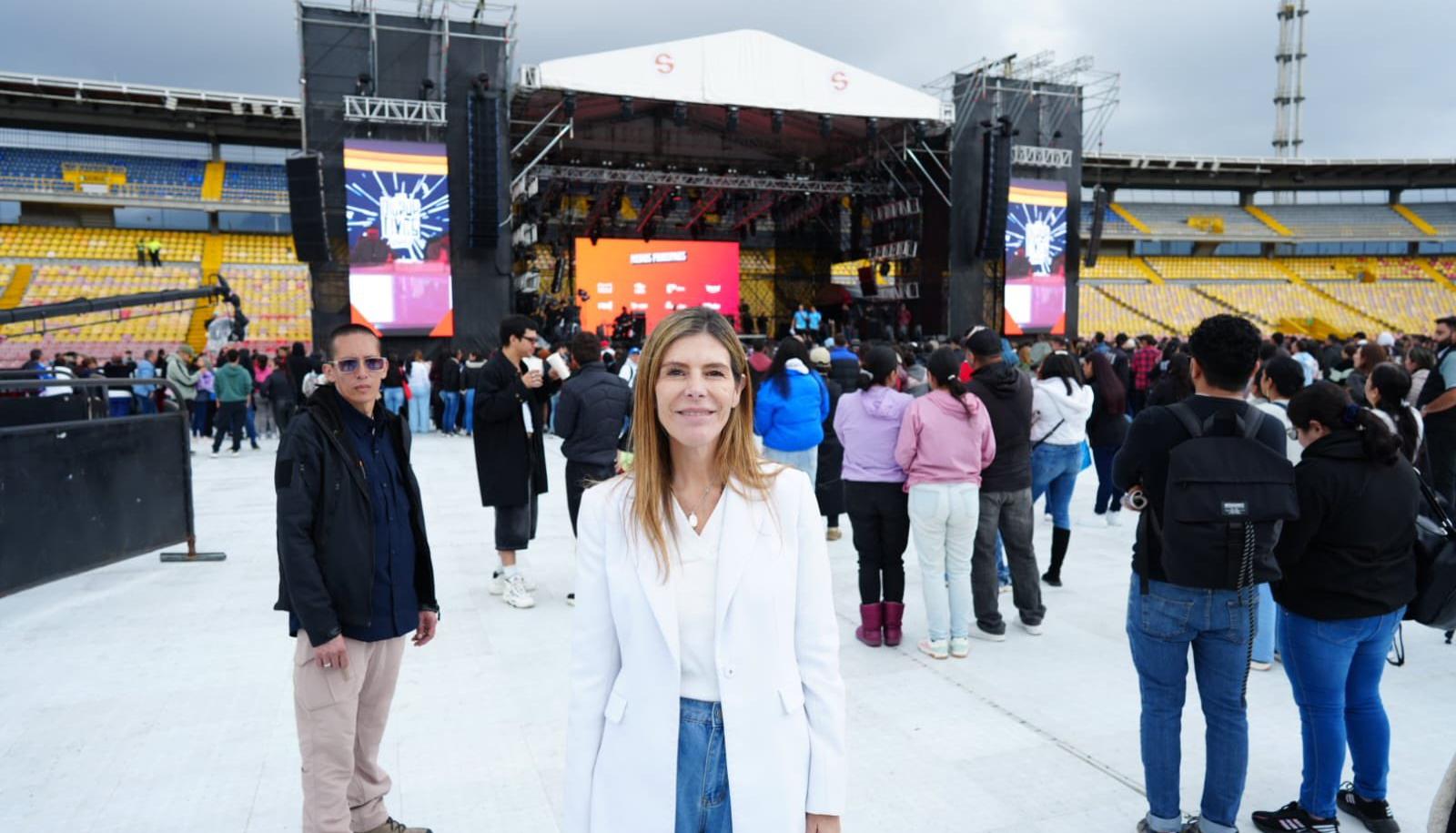 María Carolina Hoyos en el Festival de la Solidaridad en el estadio El Campín. 