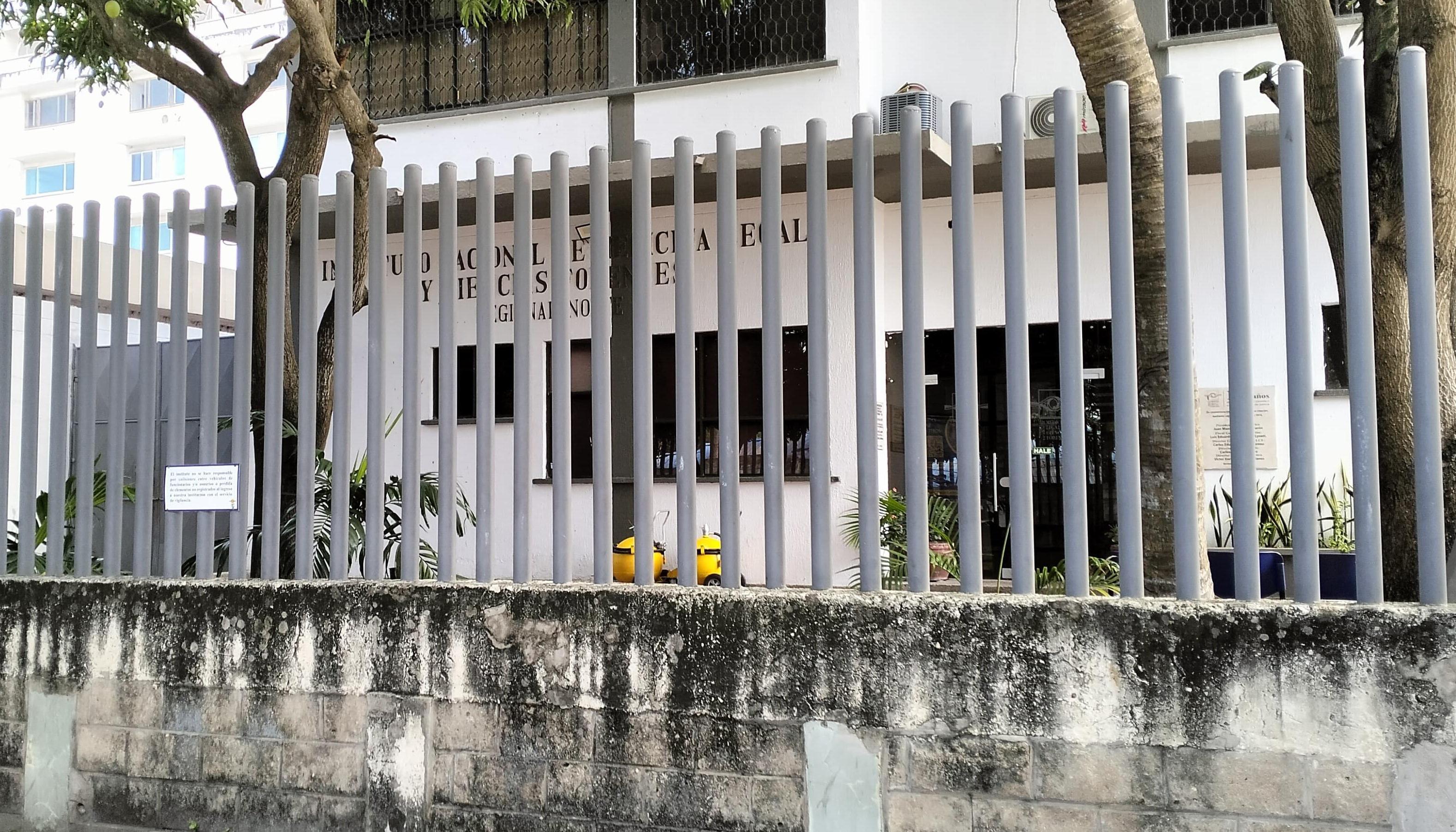 Fachada de Medicina Legal en Barranquilla.