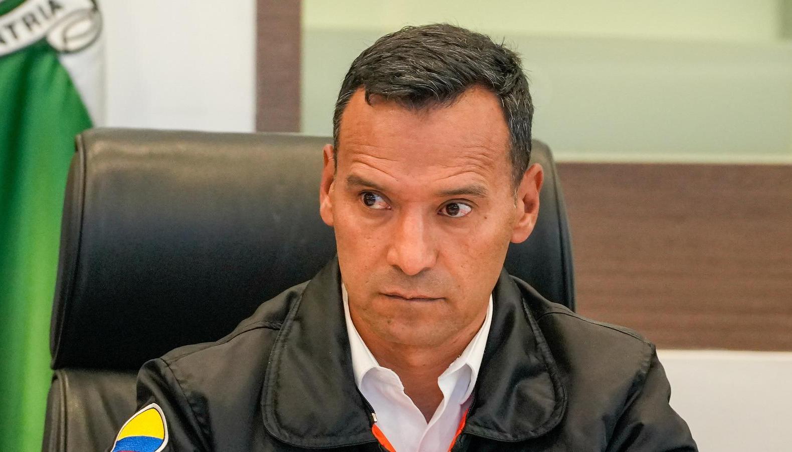 Pedro Sánchez, Ministro de Defensa.