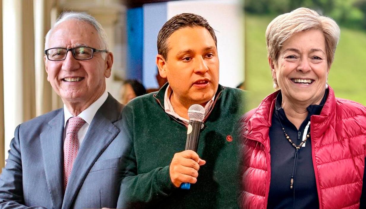 El ministro Guillermo Alfonso Jaramillo y los exministros de las TIC Mauricio Lizcano y del Trabajo Gloria Inés Ramírez.