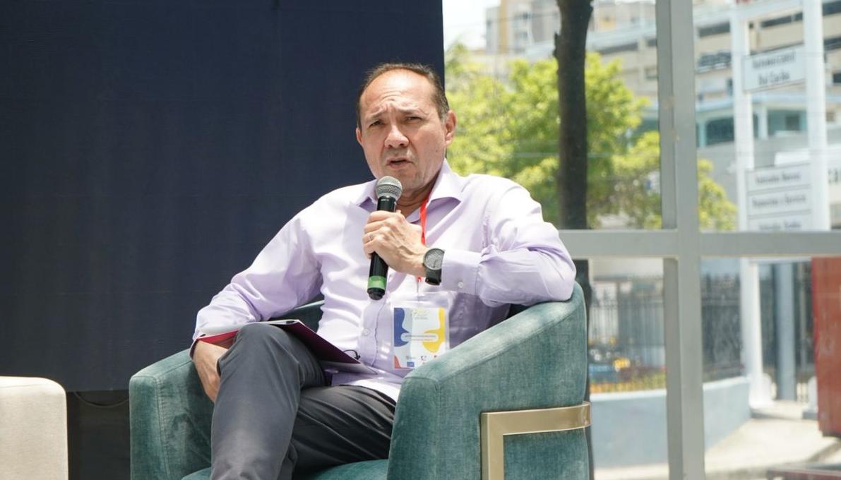Antonio Sanguino, ministro de Trabajo, durante el 11 Foro del Caribe Colombiano.