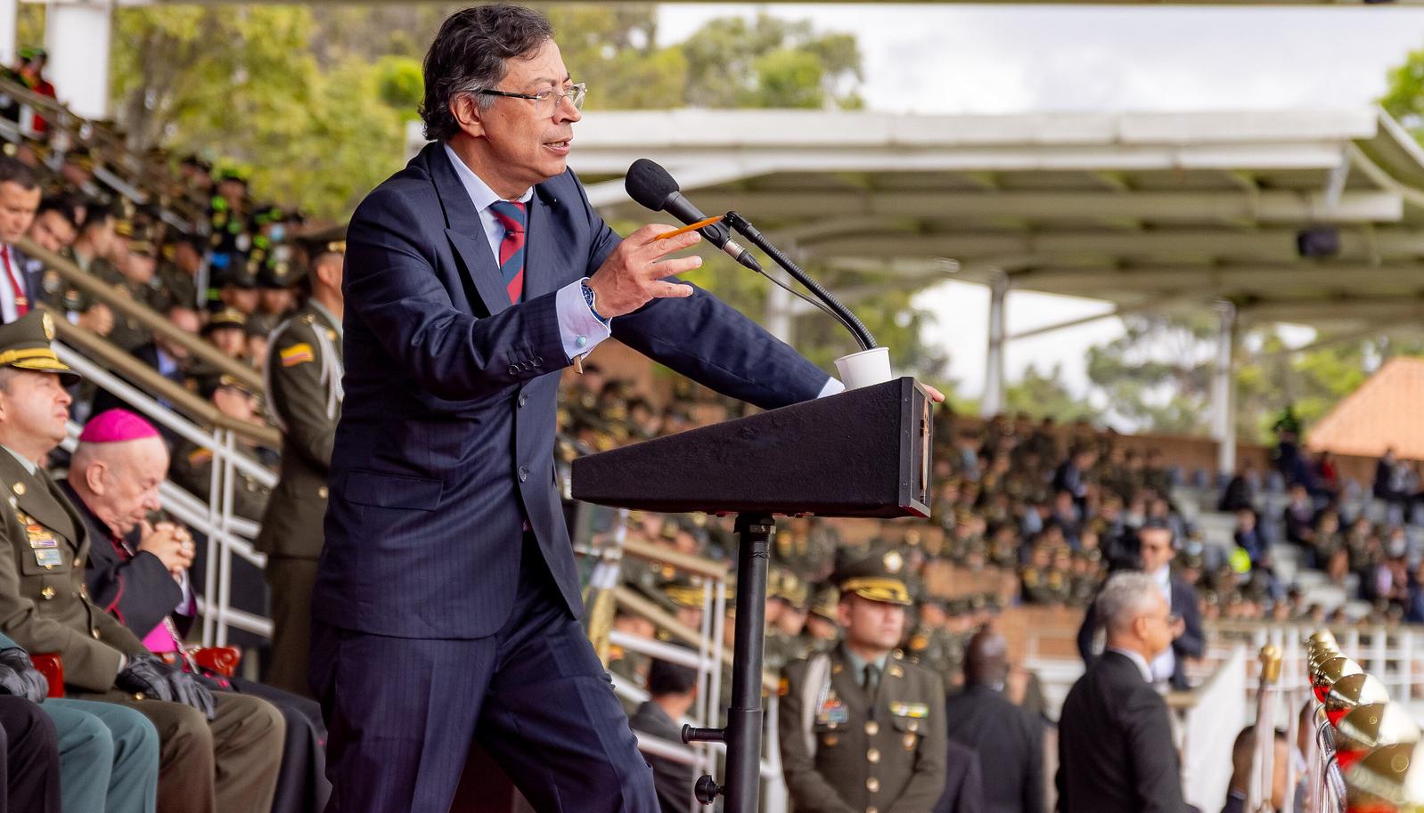 Presidente Petro señaló como secuestro la detención de dos colombianos en la isla Santa Rosa.